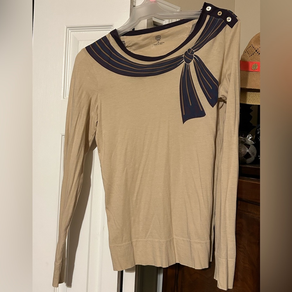 Tory Burch Women’s Light long Sleeve shirt size small